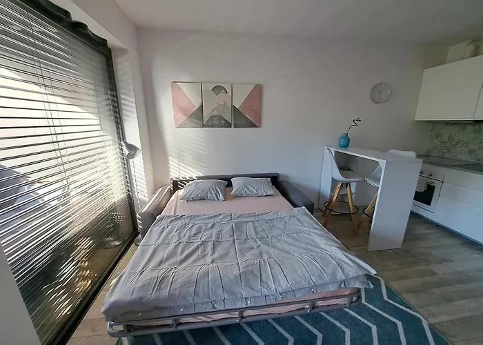 Apartman Modern In Location